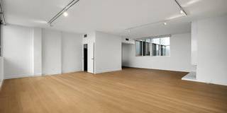 17352 Sunset Boulevard Gallery 7