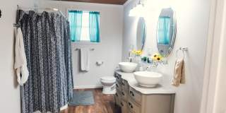 125 East Gallery 22