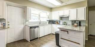 2506 36th Street Gallery 1