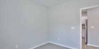 116 W Amelia Ave Gallery 15