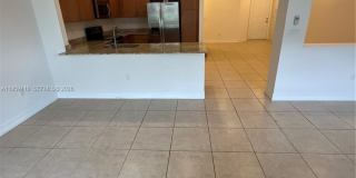 104 E Riverwalk Cir E 104 E Riverwalk Cir E Gallery 1