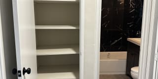 2310 St James St Gallery 8