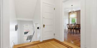 Stunning 5 Bedroom 2.5 Bathroom Home in Squirrel Hill Gallery 26