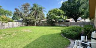 2715 MONTAGUE COURT E Gallery 50