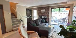 St Louis Park 2 Bedroom Town Home, Dishwasher, 1 Car Garage, Central Air, W/D Gallery 4