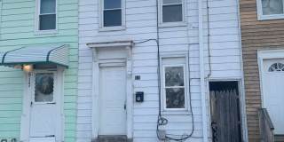 4 Bedroom House Yard and Parking-York City 4 Bedroom House Yard and Parking-York City Gallery 1