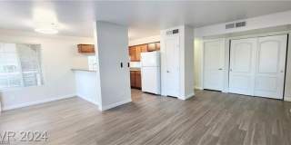 2121 BLUE BREEZE Drive Gallery 4