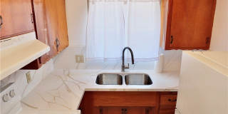 1724 E 1st Street Gallery 21