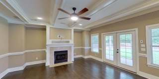 Custom 4 BD/2.5 BA Home with Community Pool, Water Access and Day Dock! Gallery 4