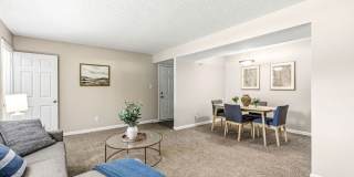 10 West Gallery 26