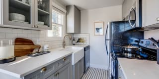 Shorewood Gallery 25