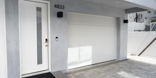 4833 Riverton Ave Gallery 31