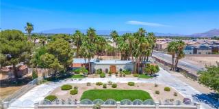 3784 Pama Lane Gallery 1