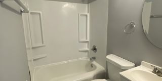 2299 Hamilton Ave Gallery 11