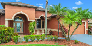 Fully Furnished Heated Pool Home Gallery 24