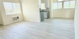 3250 Andrita Street Gallery 21