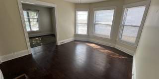 2609-11 N. Maryland Ave. Gallery 19