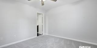 East Bridge Town Lofts Living | Prime Location Near Downtown Charleston Gallery 14
