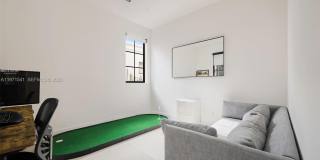885 NE 76th St Gallery 20