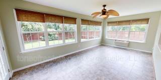 210 Grimes Drive Gallery 20