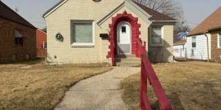 2 Bedroom 1.5 Bath plus 2 dens - 6 month lease only 2 Bedroom 1.5 Bath plus 2 dens - 6 month lease only Gallery 1