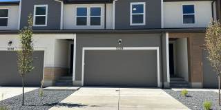 New 3 Bed 2.5 Bath Townhomes for Rent at Harmony Ridge - Mapleton Gallery 1