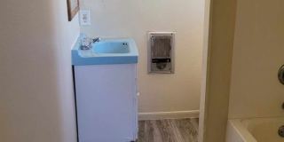 Efficiency apartment Gallery 5