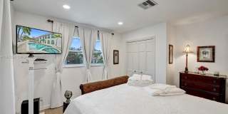 2889 NE 35th St Gallery 76