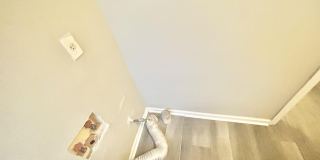 1830 E Riverside Dr Gallery 12