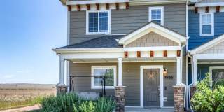 Cute End Unit 3 Bedroom Townhome in Lorson Ranch Next to Open Space Gallery 1