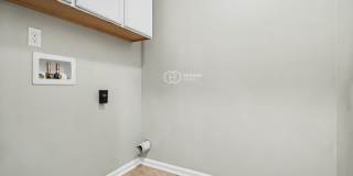 6214 Rolling Tree Street Gallery 21
