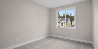 Beautiful 4 Bedroom + Office Home with Open Layout, Gourmet Kitchen & Large Entertainment Room Gallery 24