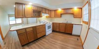 3D Tour Available - 3 Blocks from Campus + Fenced-in Yard + Washer  Dryer! Available June 13th! Gallery 1