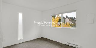 Updated 2BR in the Heart of Oregon City! Updated 2BR in the Heart of Oregon City! Gallery 9