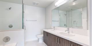 MODERNO Luxury Living East Gallery 16