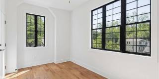 1385 Sylvan Circle NE Gallery 16