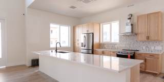 The Elowen Gallery 15