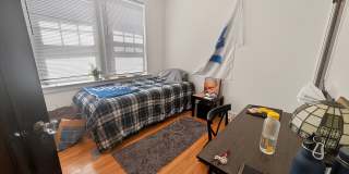 Bright and Sunny Updated 3-bed/1-bath near Loyola Gallery 11