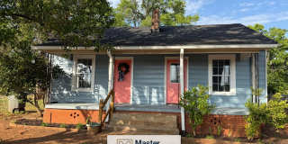 216 Lester Avenue Gallery 1