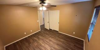 Beautiful 4 Bedroom - 2.5 Bath with Lots of Bonuses - Gilbert Gallery 31
