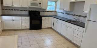 Beautiful Victorian Rowhome with Modern Updates – Available Now! Gallery 15