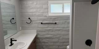 The Pines Apartments Gallery 42