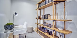 Atlas Gallery 13