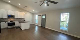 3 Bed 2 Bath Remodeled Home for Rent! Gallery 1