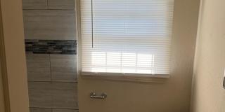 Large 3 bedroom, 2 bath with appliances! Gallery 5