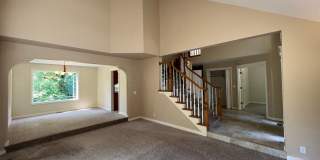 Tri-Level Spring Blvd Home Gallery 6
