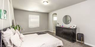 End Townhouse Unit for Rent Gallery 15