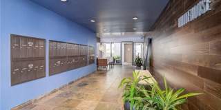 8400 De Longpre Avenue Gallery 36