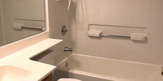 AVAILABLE FOR MOVE IN ON 8/1/26 -  RECENTLY RENOVATED 3 BED, 2 BATH 1 STORY ON LARGE CORNER LOT Gallery 16