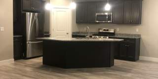 Three Bedroom Home-Pets Negotiable Gallery 21